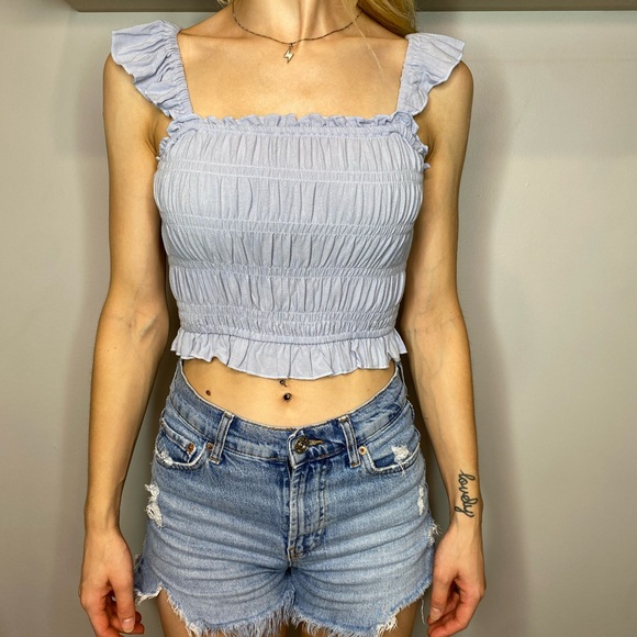 Ocean Drive Flutter Sleeve top. - Picture 2 of 6